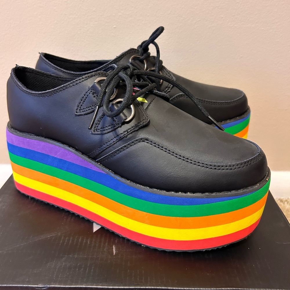 YRU rainbow platform creepers, size 7, new in box